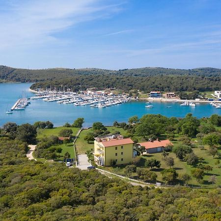 Apartmani Mirna Luka Pomer Dış mekan fotoğraf