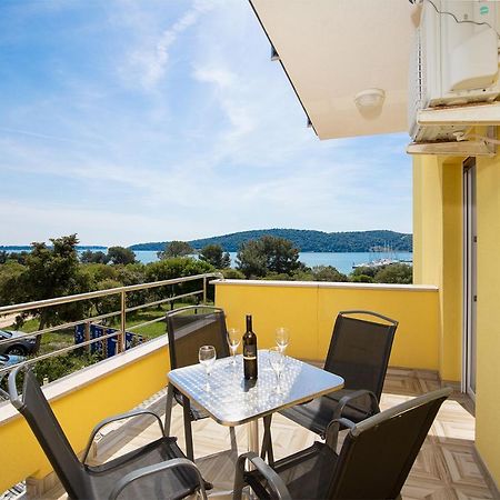 Apartmani Mirna Luka Pomer Dış mekan fotoğraf