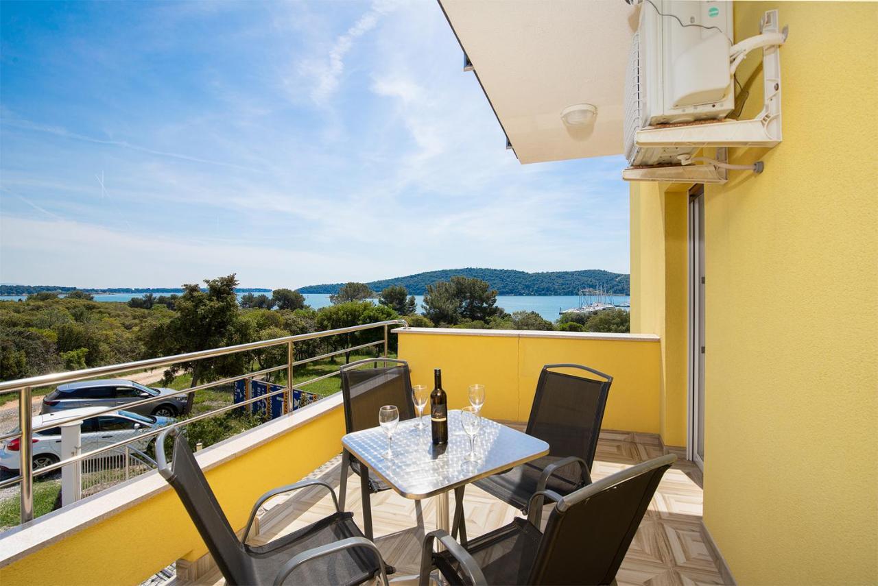 Apartmani Mirna Luka Pomer Dış mekan fotoğraf