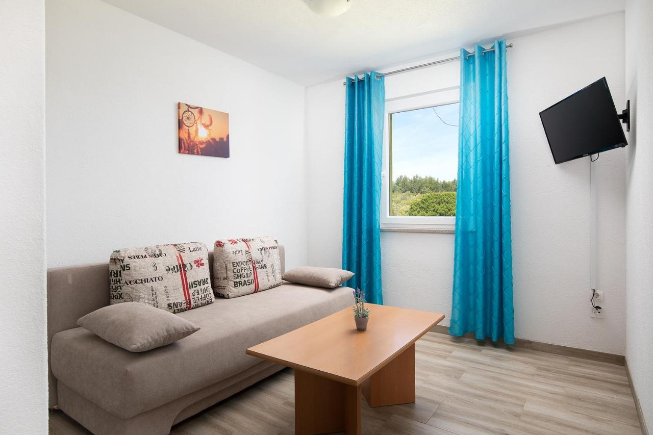 Apartmani Mirna Luka Pomer Dış mekan fotoğraf