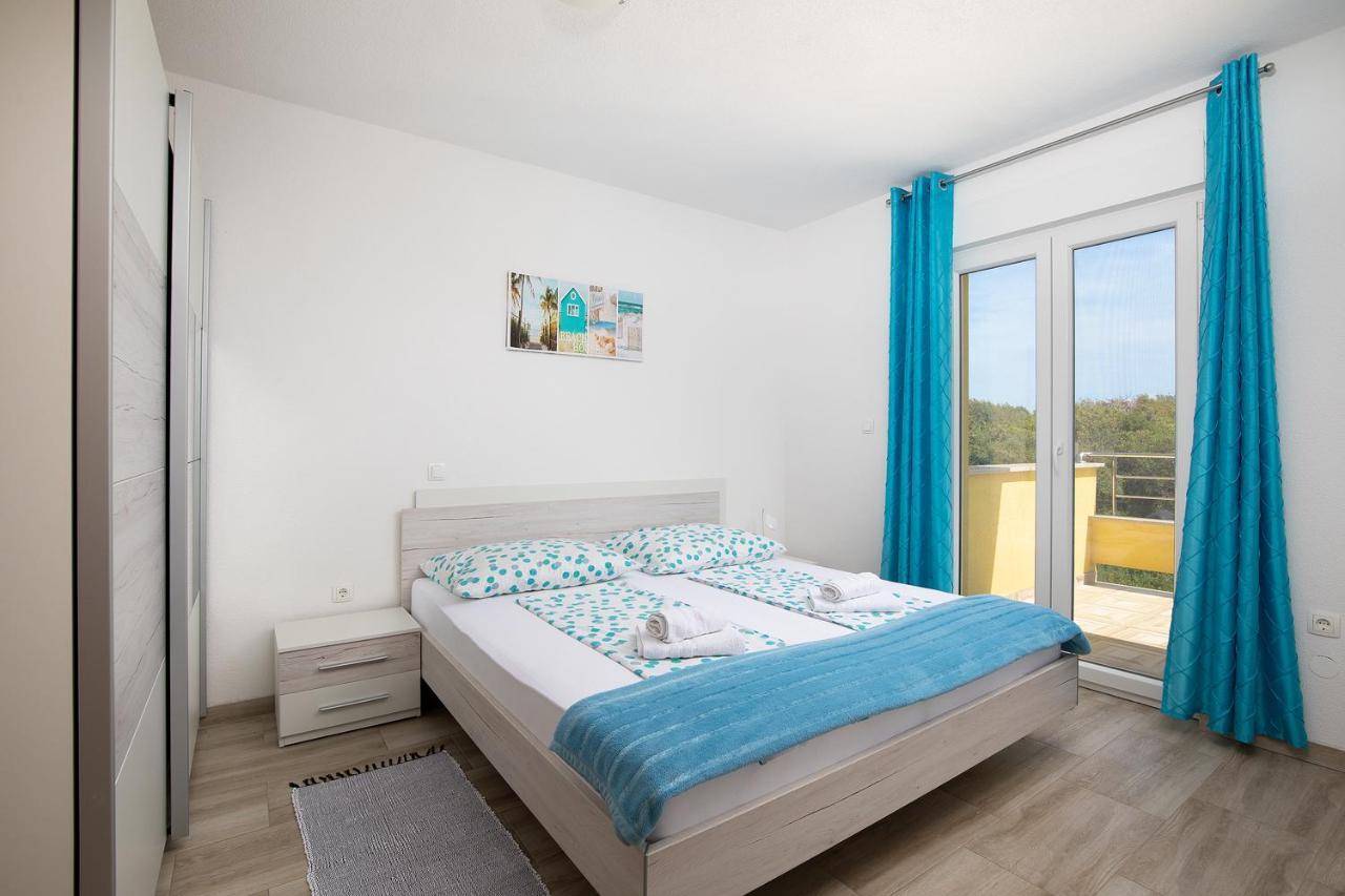 Apartmani Mirna Luka Pomer Dış mekan fotoğraf